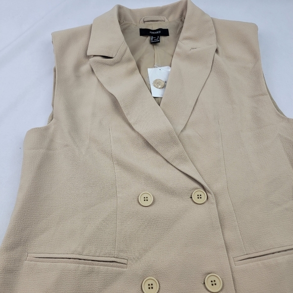 NWT Forever 21 sleeveless double breasted jacket with light shoulder pad / vest - Picture 6 of 9
